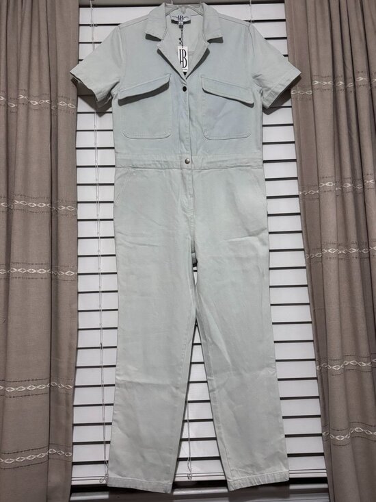 Hunter & Brown Pants - Hunter & Brown Light Wash Denim Short Sleeve Utility Jumpsuit NWT Medium